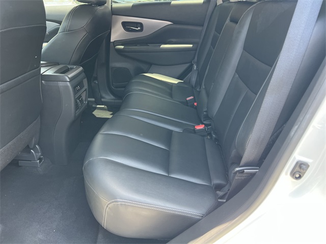 2023 Pearl White Tricoat Nissan Murano SV FWD SUV