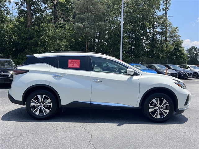 2023 Pearl White Tricoat Nissan Murano SV FWD SUV