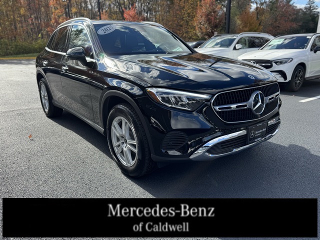 2025 Mercedes-Benz GLC Base's photo