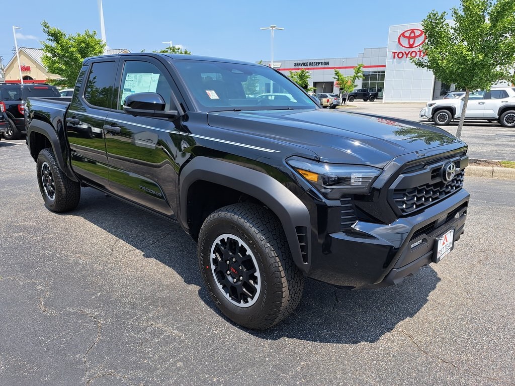 2025 Toyota Tacoma TRD Off-Road 4D Double Cab 4WD 4