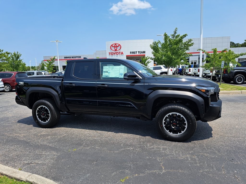 2025 Toyota Tacoma TRD Off-Road 4D Double Cab 4WD 5