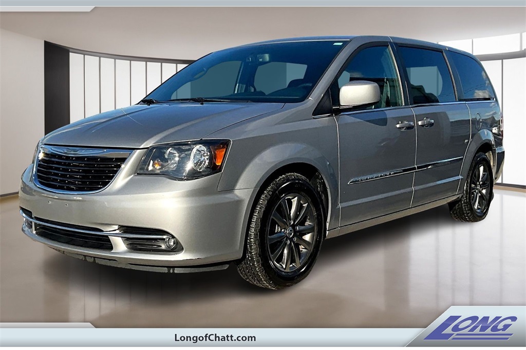2015 Chrysler Town & Country S