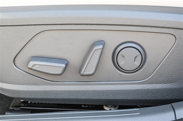 Sonata Hybrid SEL