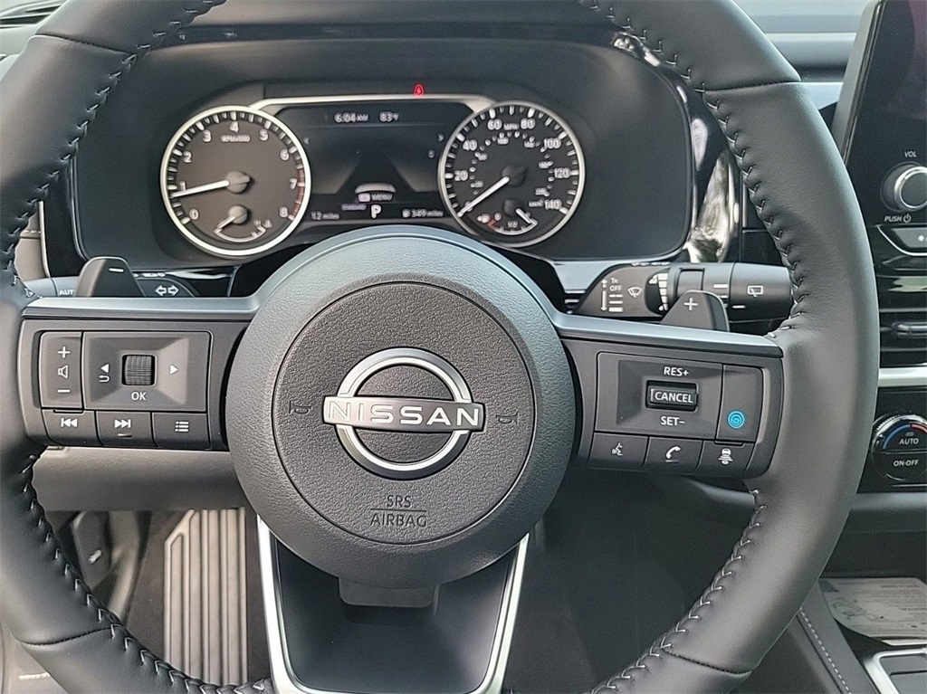 new 2025 Nissan Pathfinder car, priced at $33,757