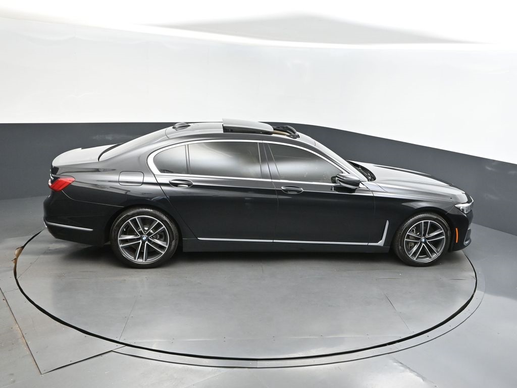 2022 Black Sapphire Metallic BMW 7 Series 750i xDrive AWD Sedan