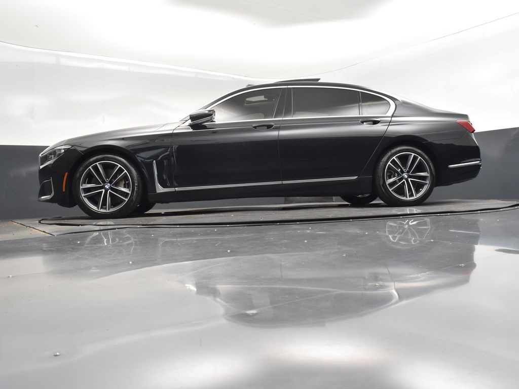 2022 Black Sapphire Metallic BMW 7 Series 750i xDrive AWD Sedan