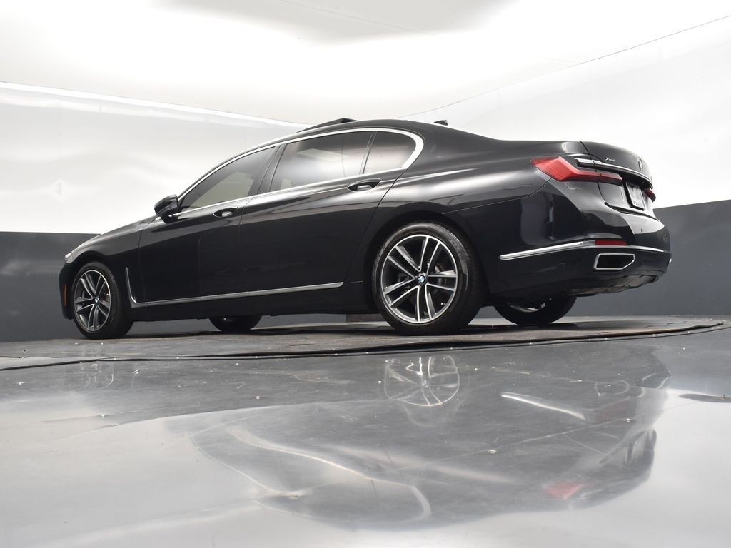 2022 Black Sapphire Metallic BMW 7 Series 750i xDrive AWD Sedan