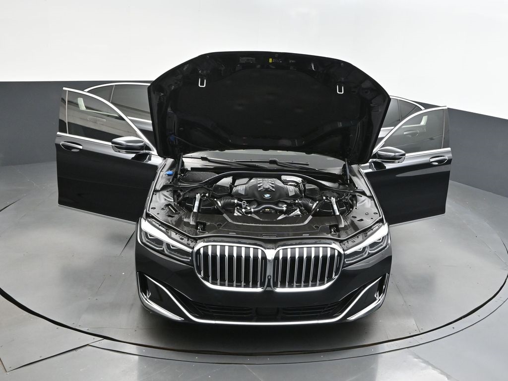 2022 Black Sapphire Metallic BMW 7 Series 750i xDrive AWD Sedan