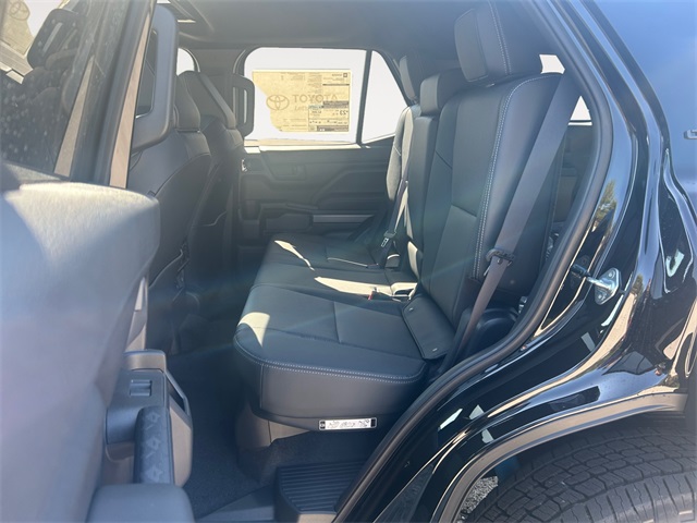 2025 Toyota 4Runner TRD Off-Road Premium photo 12