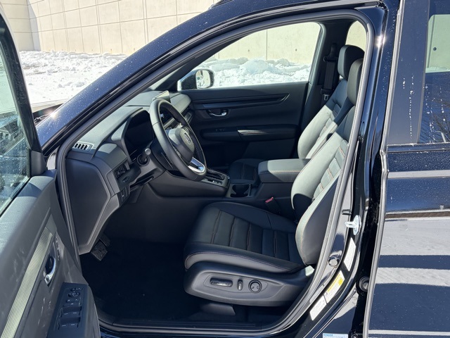 new 2026 Honda CR-V Hybrid car, priced at $41,675