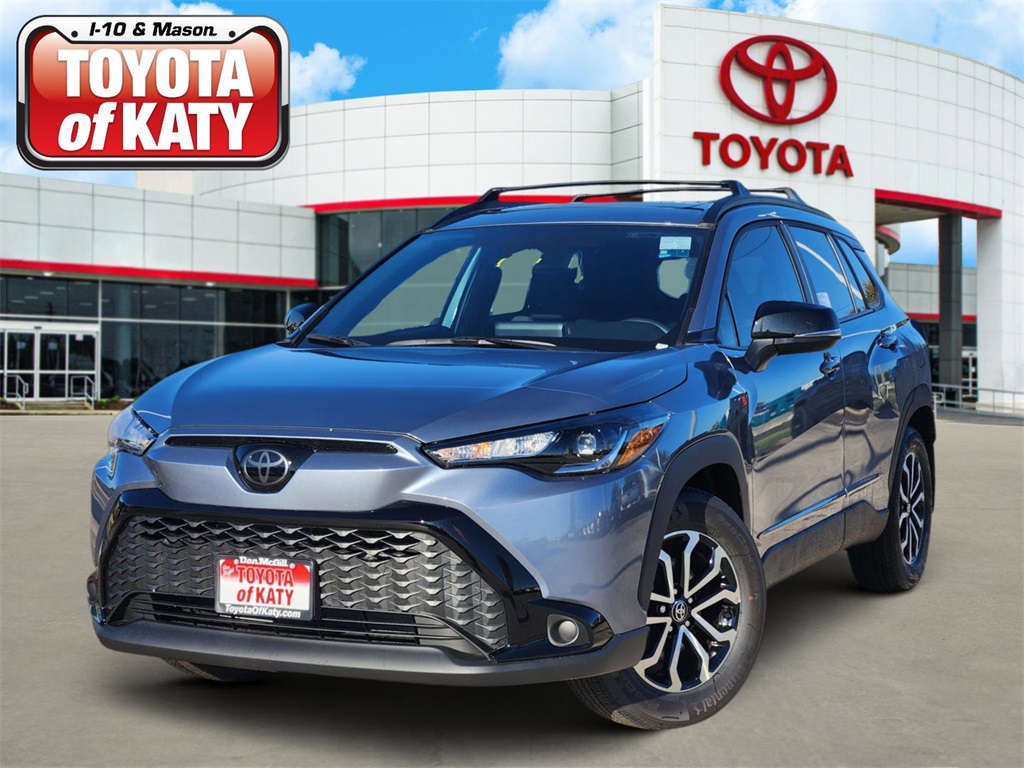 2025 Toyota Corolla Cross SE's photo