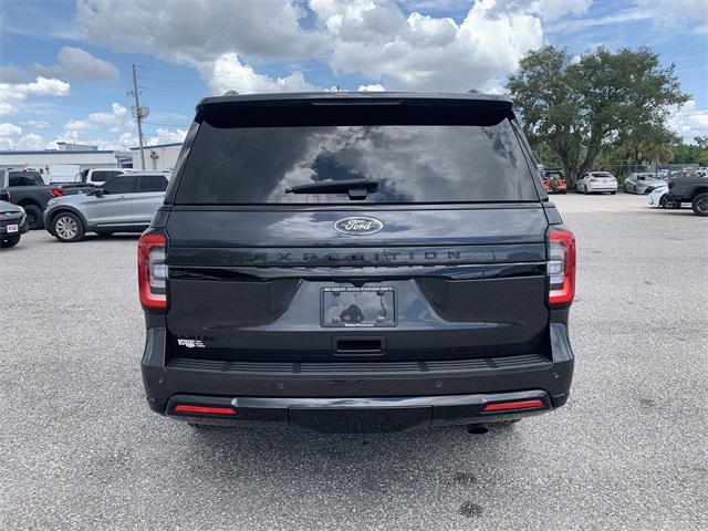 2024 Dark Matter Gray Metallic Ford Expedition Limited 4X4 SUV