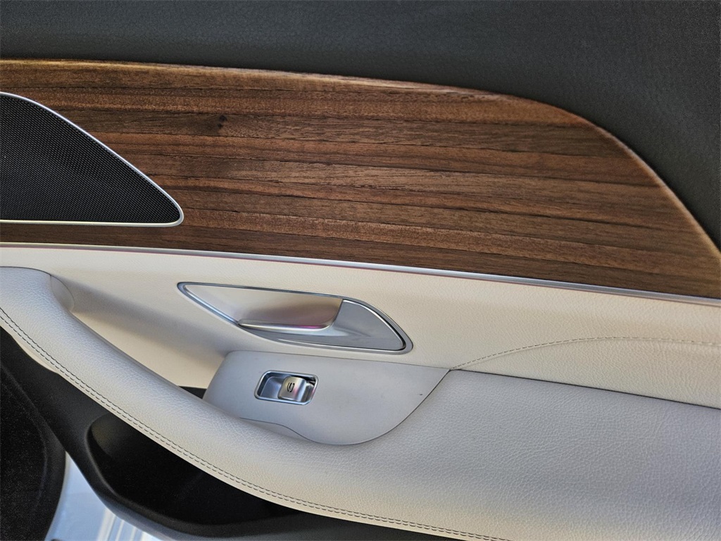 used 2025 Mercedes-Benz GLE car, priced at $66,250