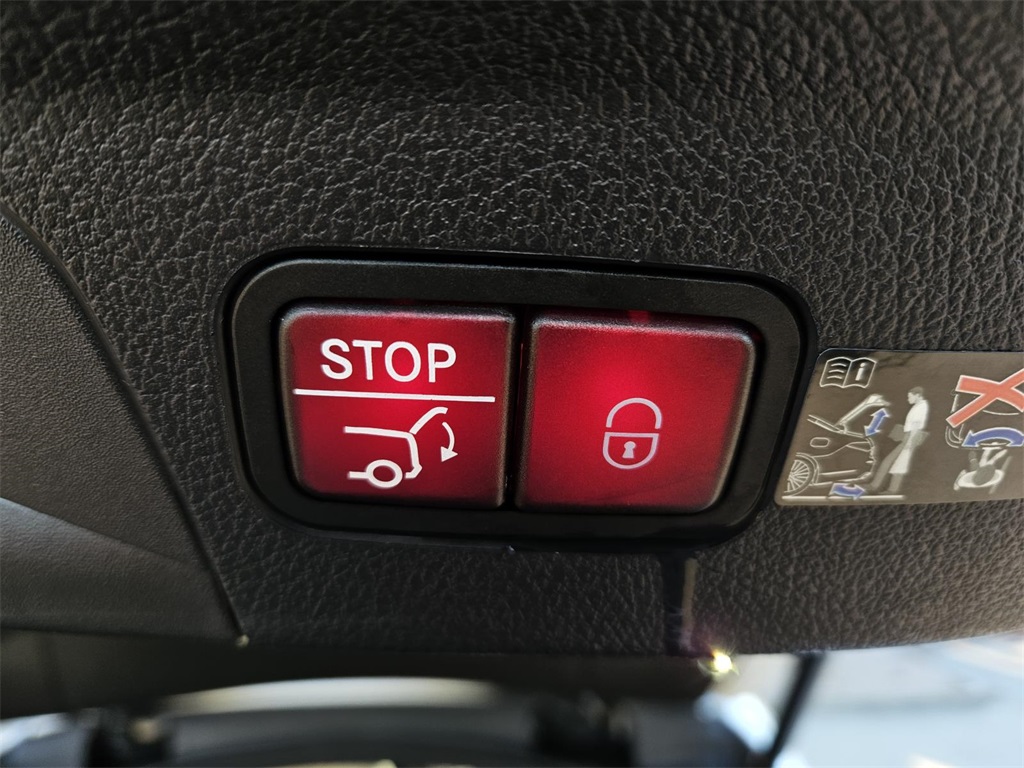 used 2025 Mercedes-Benz GLE car, priced at $66,250