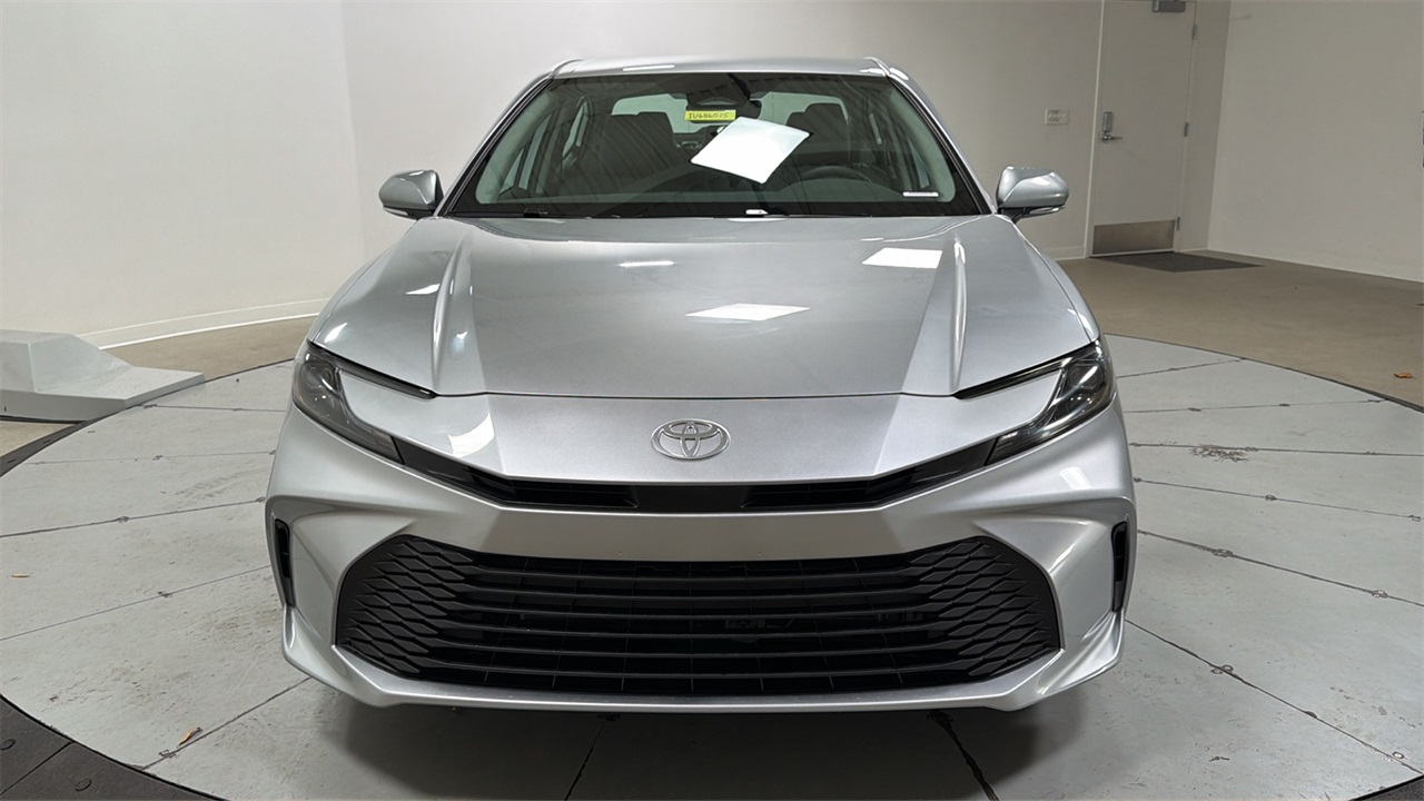 2026 Toyota Camry LE photo 2