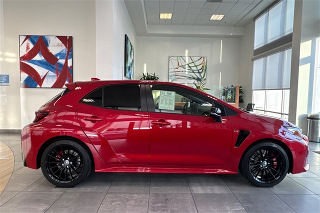 2024 Toyota Corolla GR Premium photo 3