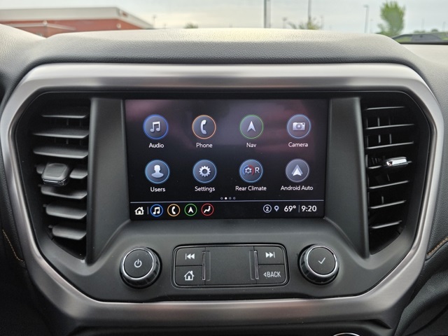 2021 GMC Acadia AT4