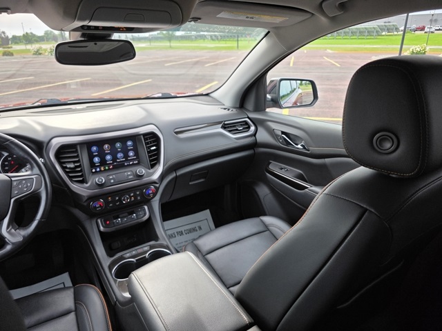 2021 GMC Acadia AT4