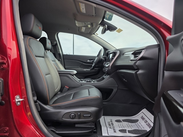 2021 GMC Acadia AT4