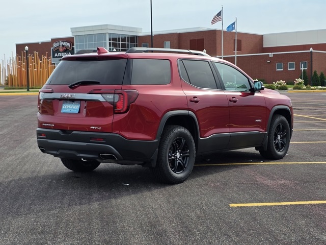 2021 GMC Acadia AT4