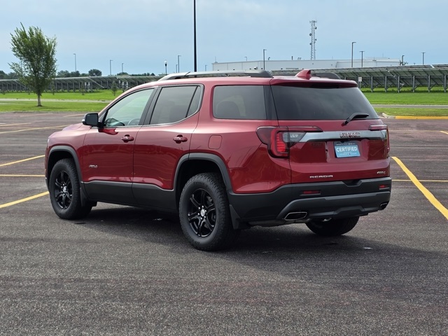 2021 GMC Acadia AT4