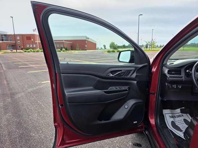 2021 GMC Acadia AT4