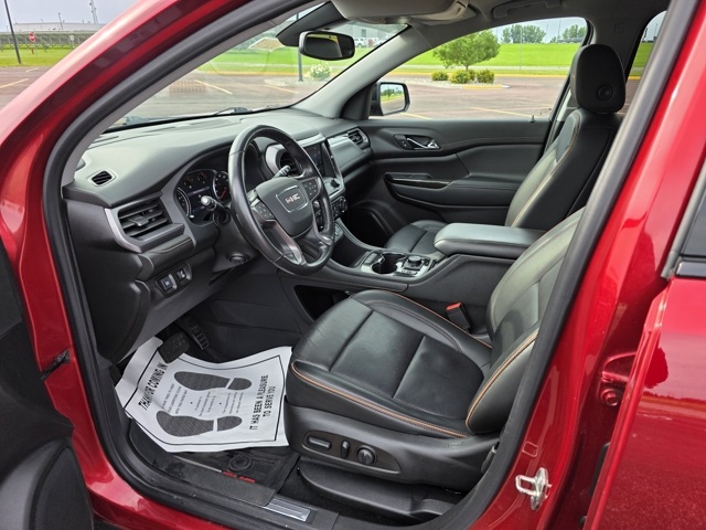 2021 GMC Acadia AT4