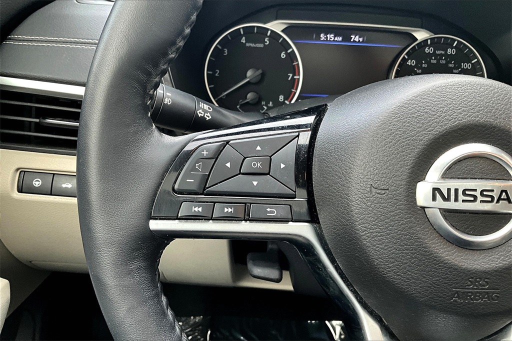 2019 Nissan Altima 2.5 SV photo 11