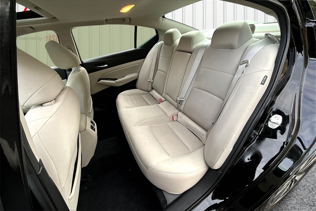 2019 Nissan Altima 2.5 SV photo 21