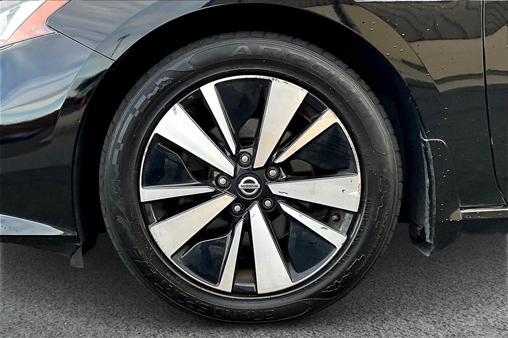 2019 Nissan Altima 2.5 SV photo 32