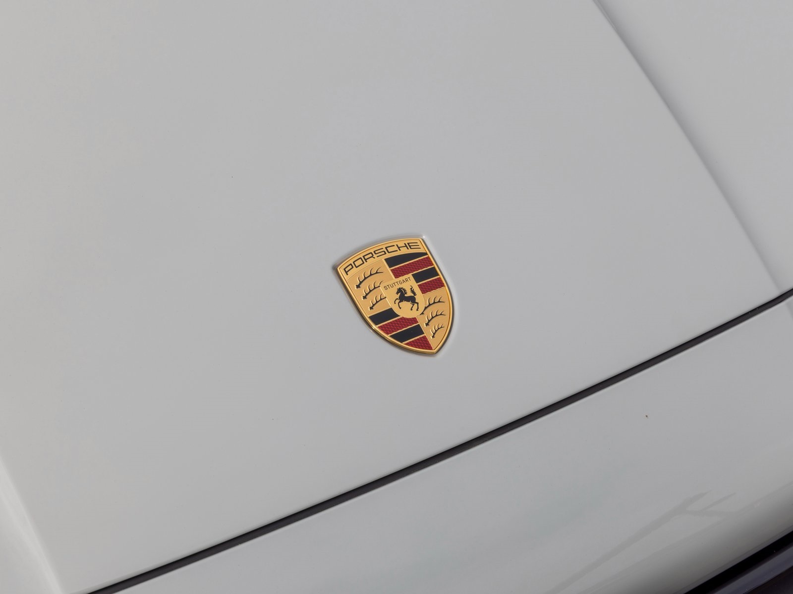 2026 Porsche Cayenne S Coupe photo 12