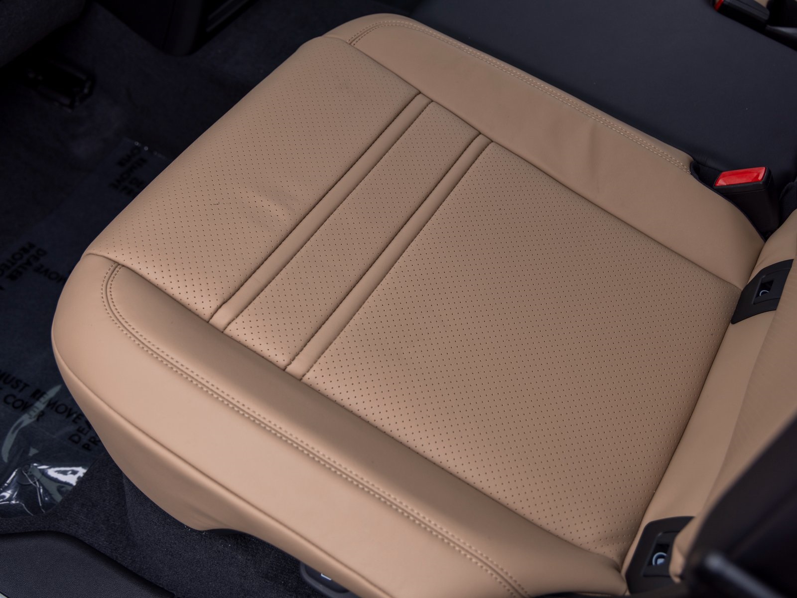 2026 Porsche Cayenne S Coupe photo 27