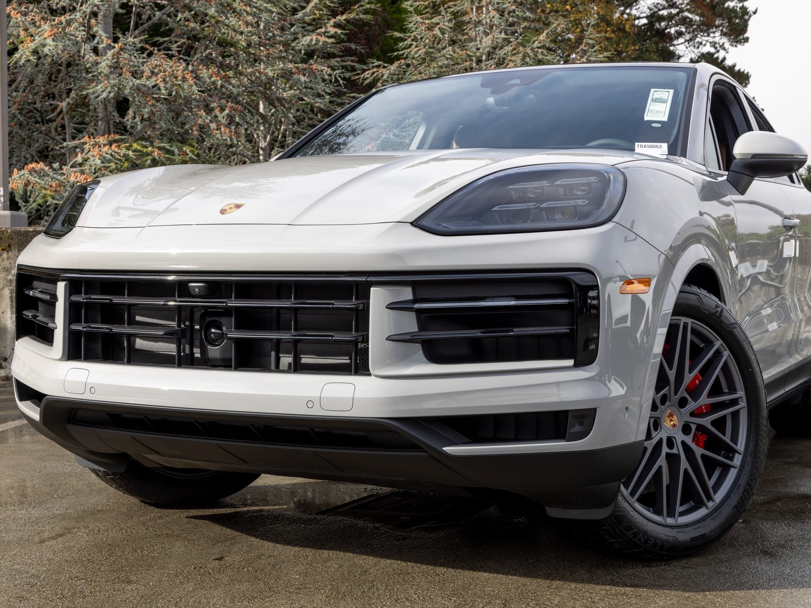 2026 Porsche Cayenne S Coupe photo 4