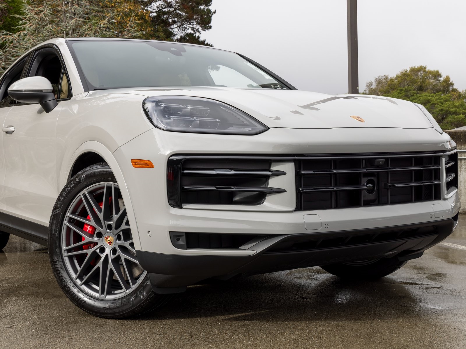 2026 Porsche Cayenne S Coupe photo 6