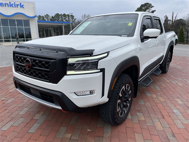 2024 Nissan Frontier PRO-4X's photo