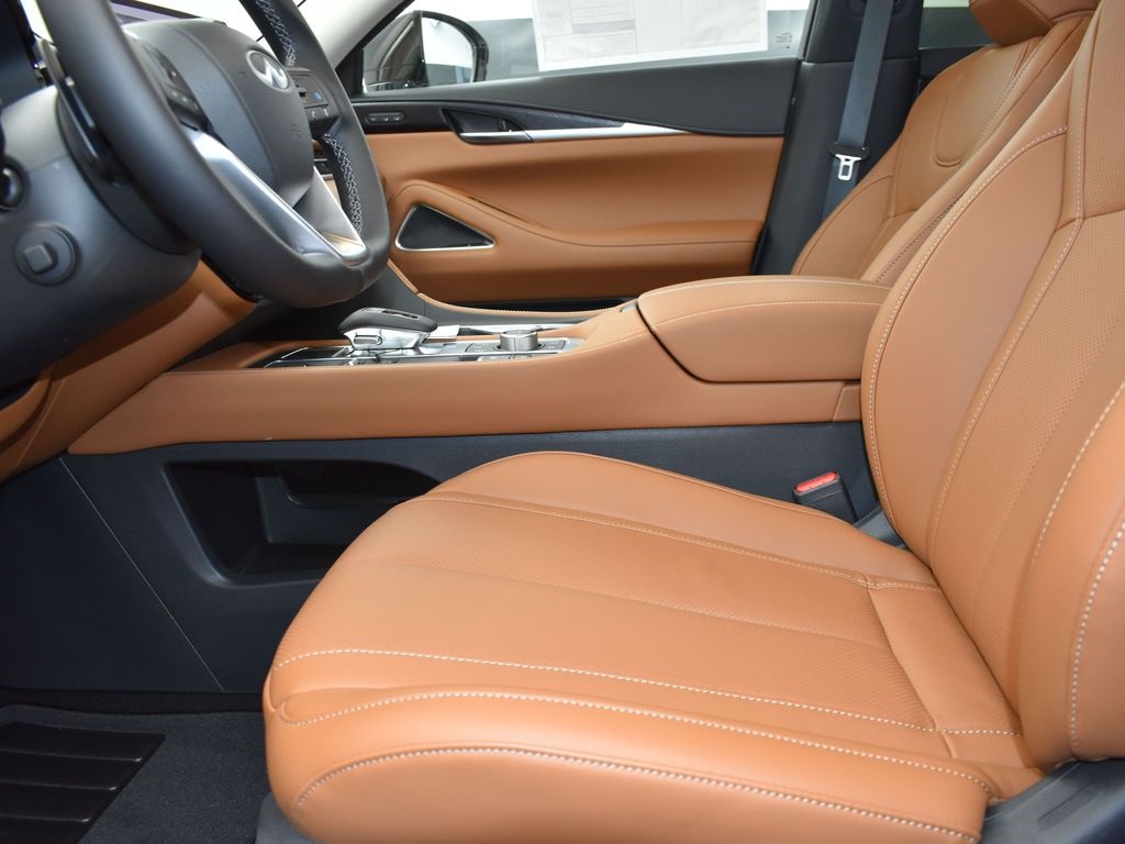 2025 Majestic Infiniti QX60 Sensory AWD SUV