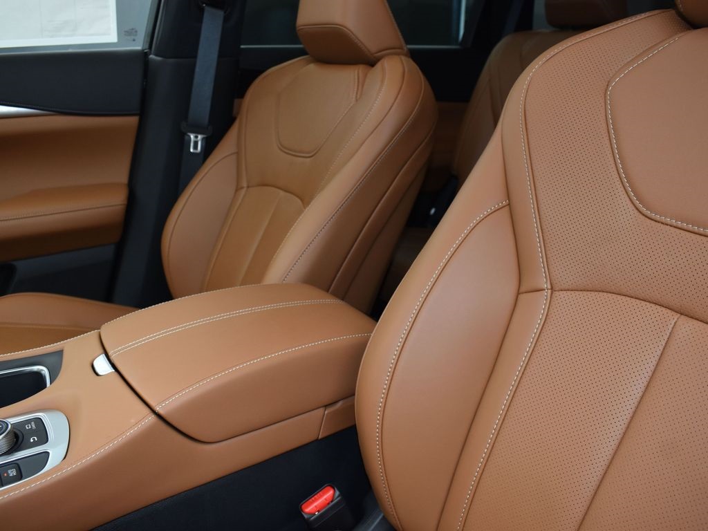 2025 Majestic Infiniti QX60 Sensory AWD SUV