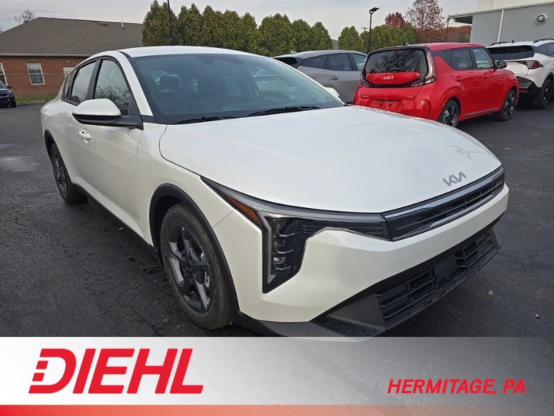 2025 Kia K4 LXS's photo