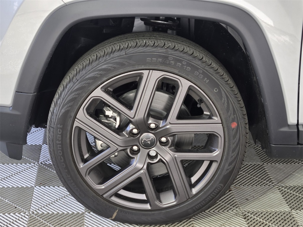 new 2026 Jeep Compass car, priced at $26,805