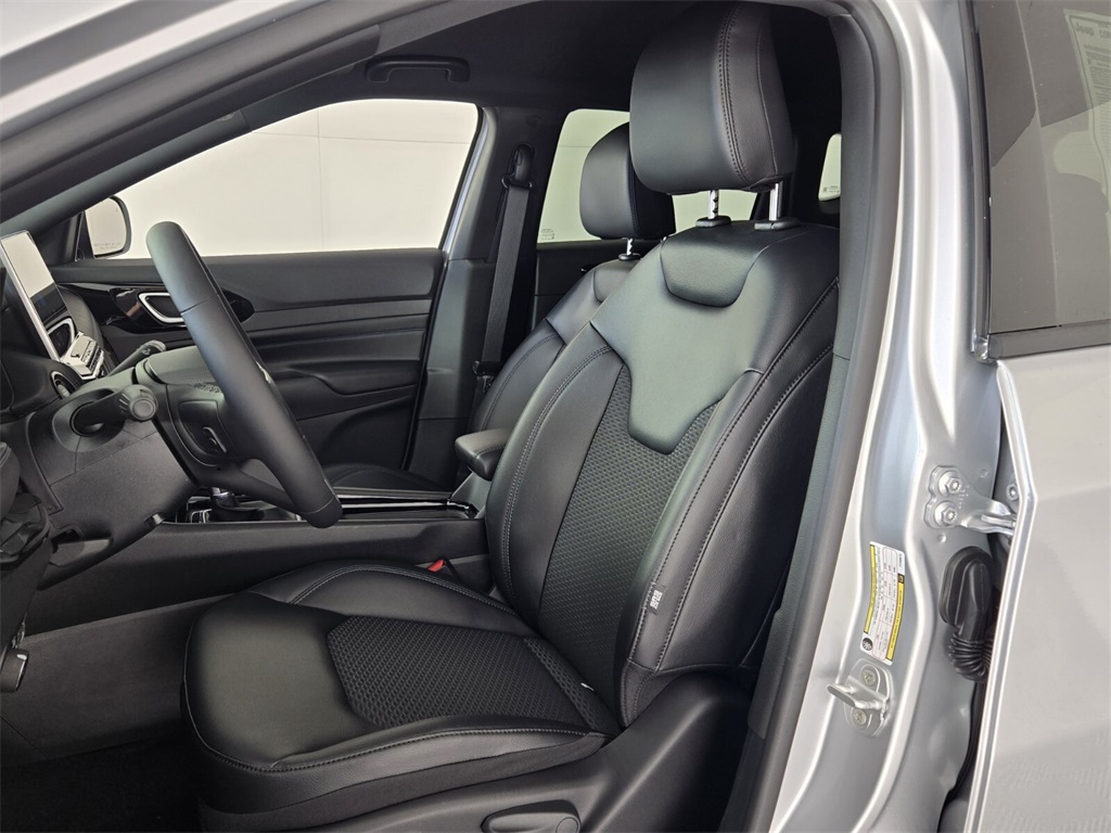 new 2026 Jeep Compass car, priced at $26,805