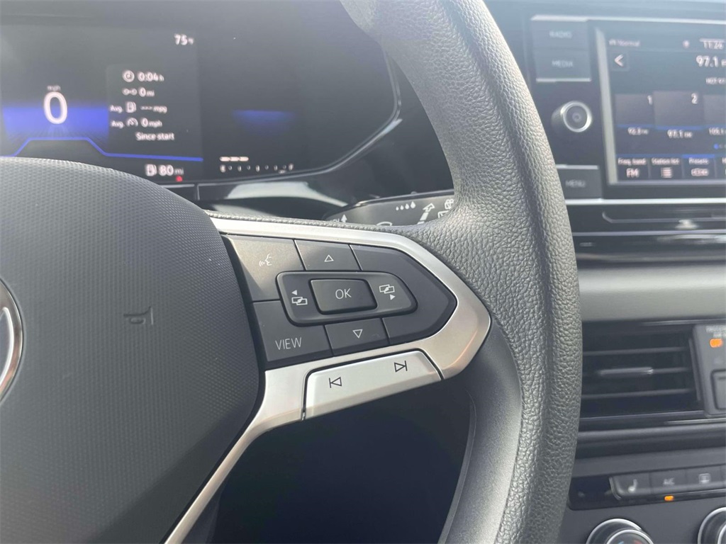 2022 Volkswagen Taos SEL photo 17