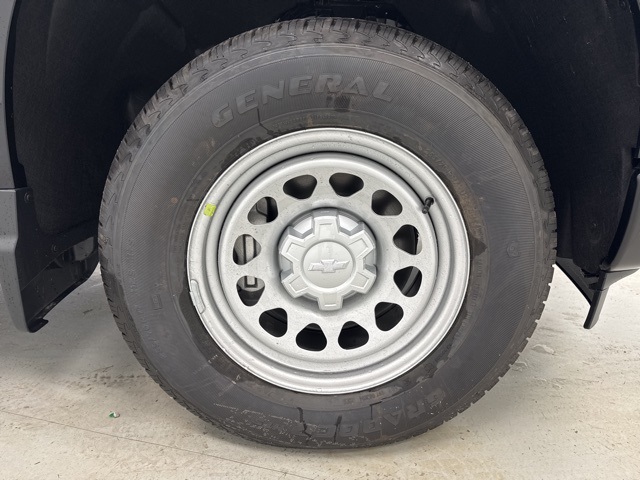 new 2026 Chevrolet Silverado 1500 car, priced at $33,610