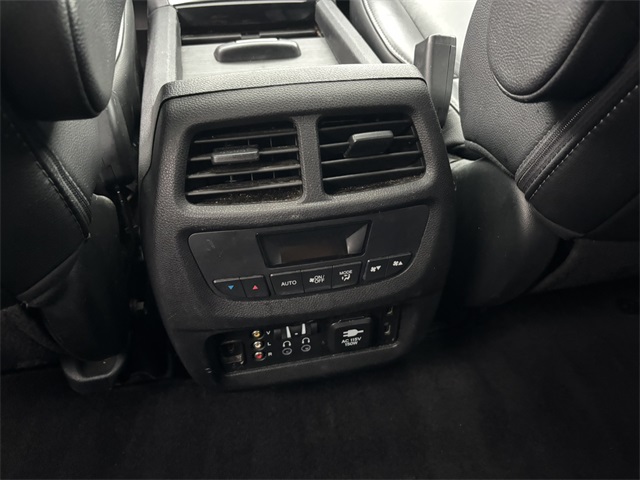 2018 Honda Pilot Touring photo 3