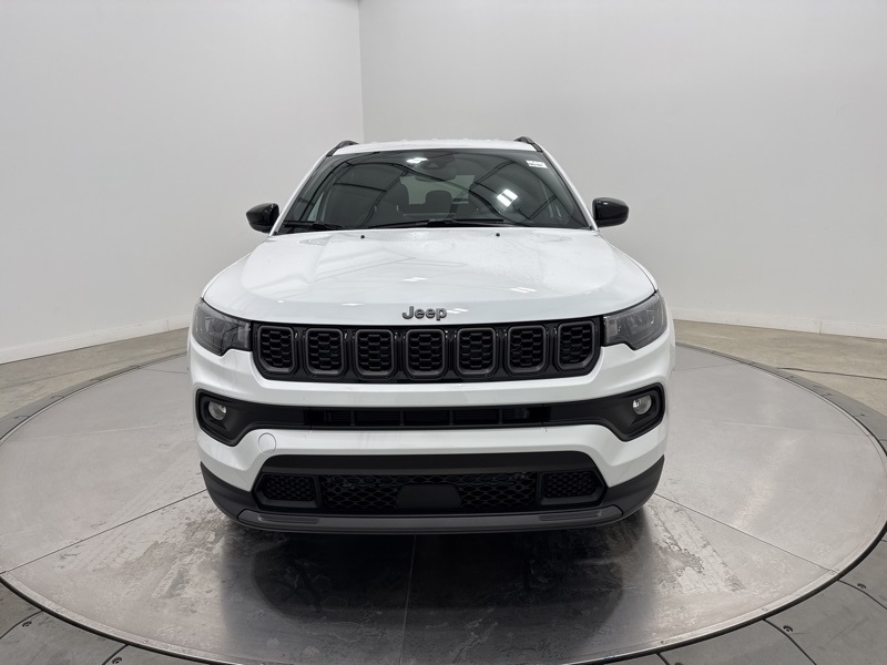 2026 Jeep Compass Latitude Altitude photo 2