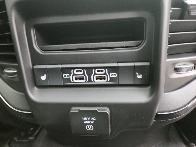 2026 Ram 1500 Rebel photo 9