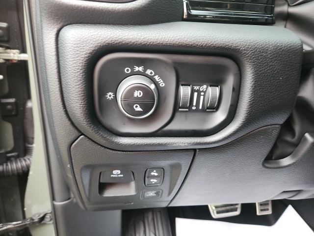 2026 Ram 1500 Rebel photo 18