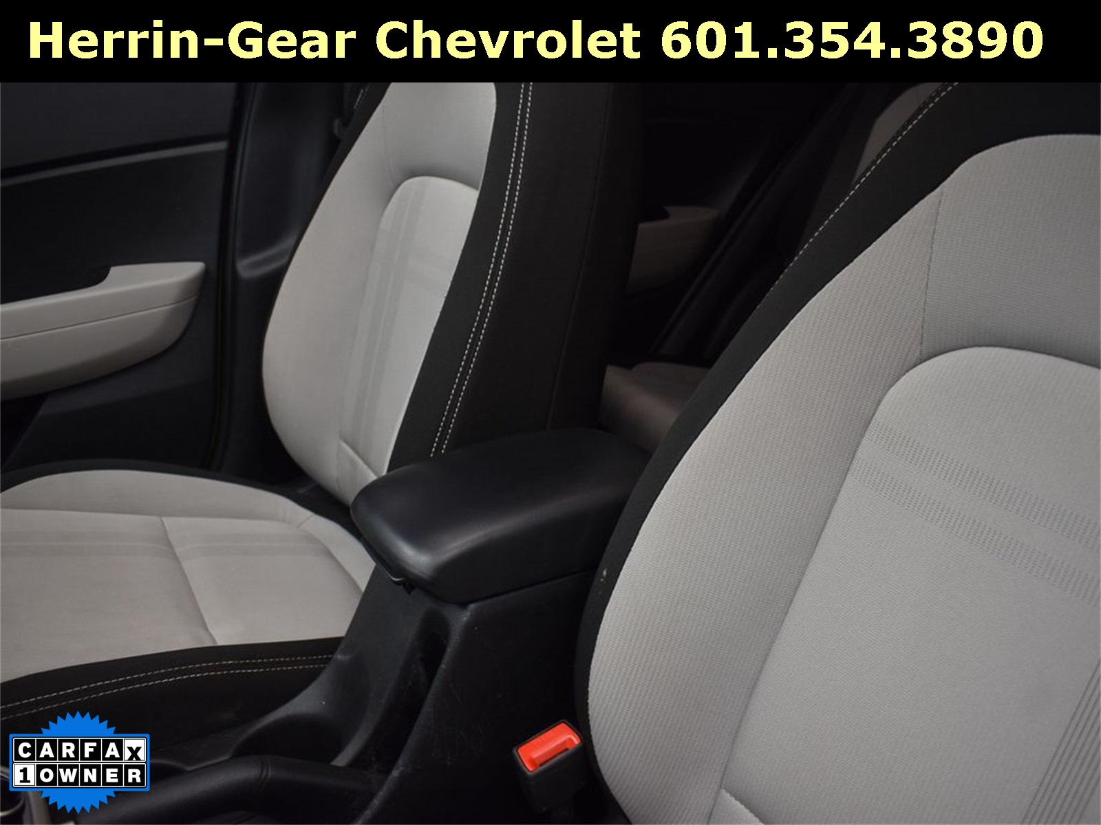 2024 Green Apple Hyundai Venue SEL FWD SUV