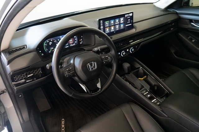 2024 Honda Accord Hybrid EX-L photo 2