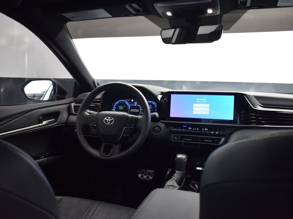 2025 Pearl Toyota Camry XSE FWD Sedan