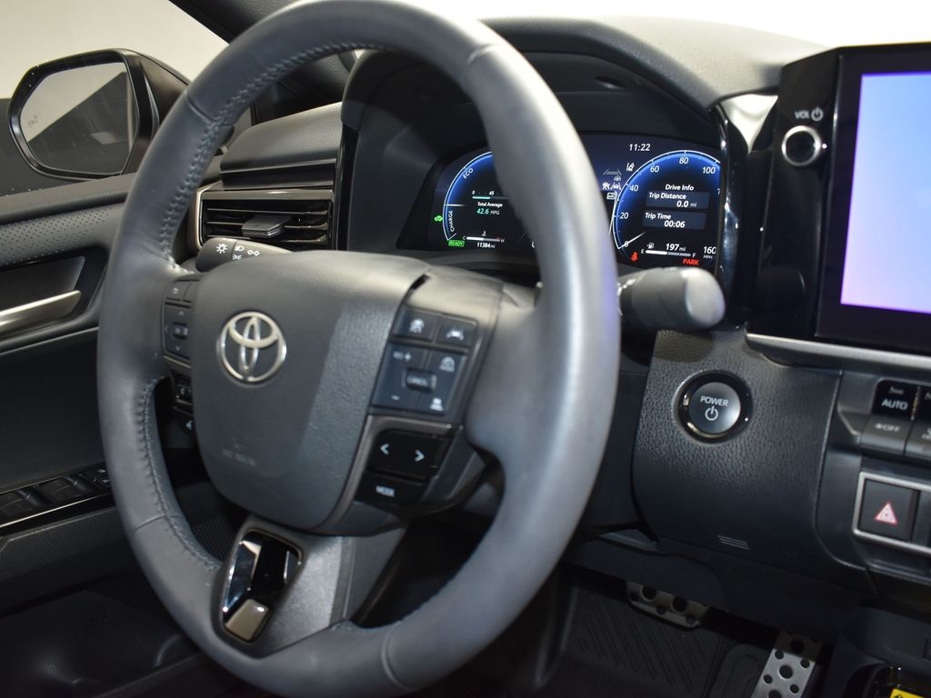 2025 Pearl Toyota Camry XSE FWD Sedan